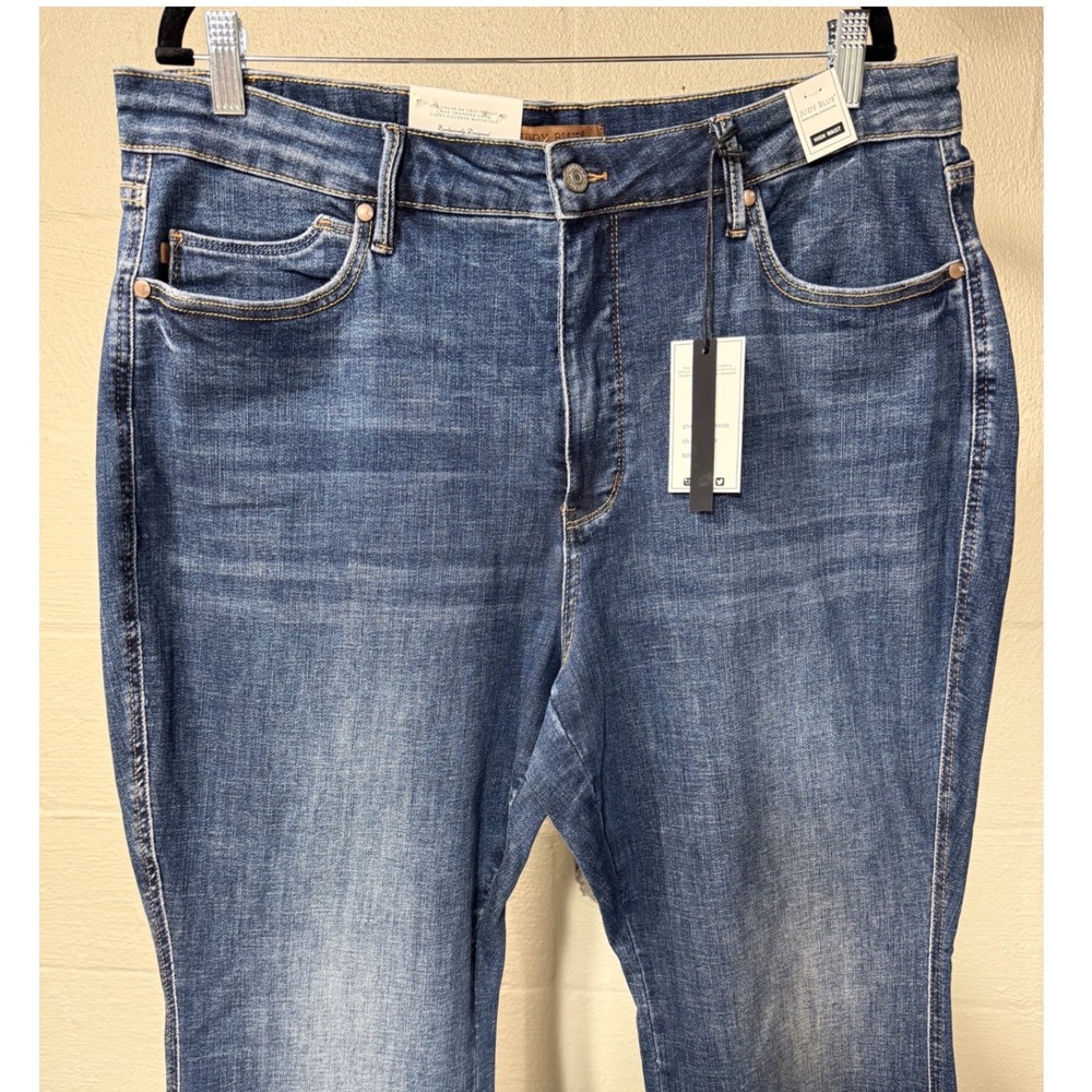 Judy Blue 20W Blue Flare Jeans High Waist Tummy Control Butt Lifting Raw Hem New - Picture 2 of 11